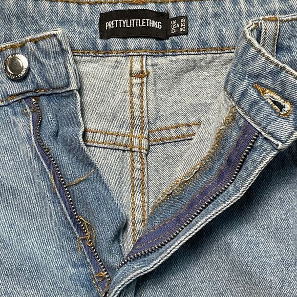 PrettyLittleThing Medium Wash Long Length Cut-off Distressed Jean Shorts Size 14 - Picture 2 of 6